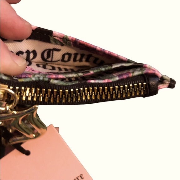 JUICY COUTURE | Moody Garden Black Floral Card Holder Gold Gothic Logo/Keychain - Picture 9 of 10